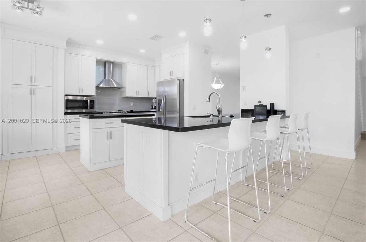4467 Fox Glove Ln, Weston, FL 33331 Photo