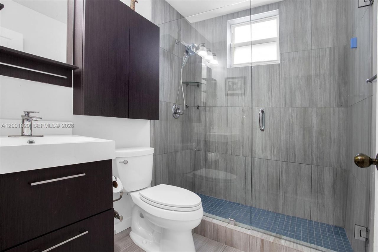 4467 Fox Glove Ln, Weston, FL 33331 Photo