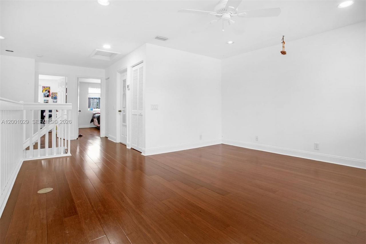 4467 Fox Glove Ln, Weston, FL 33331 Photo