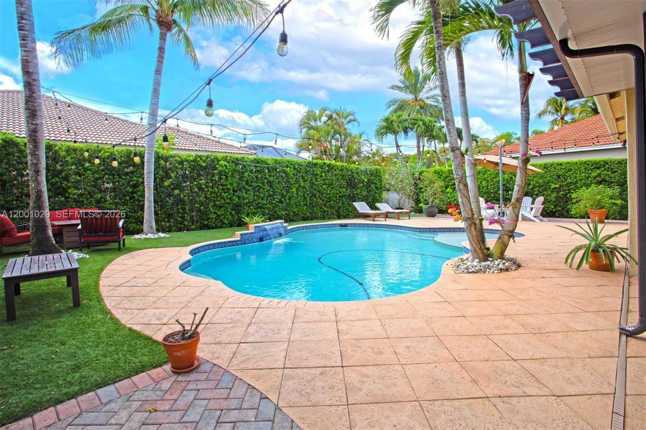 4467 Fox Glove Ln, Weston, FL 33331 Photo