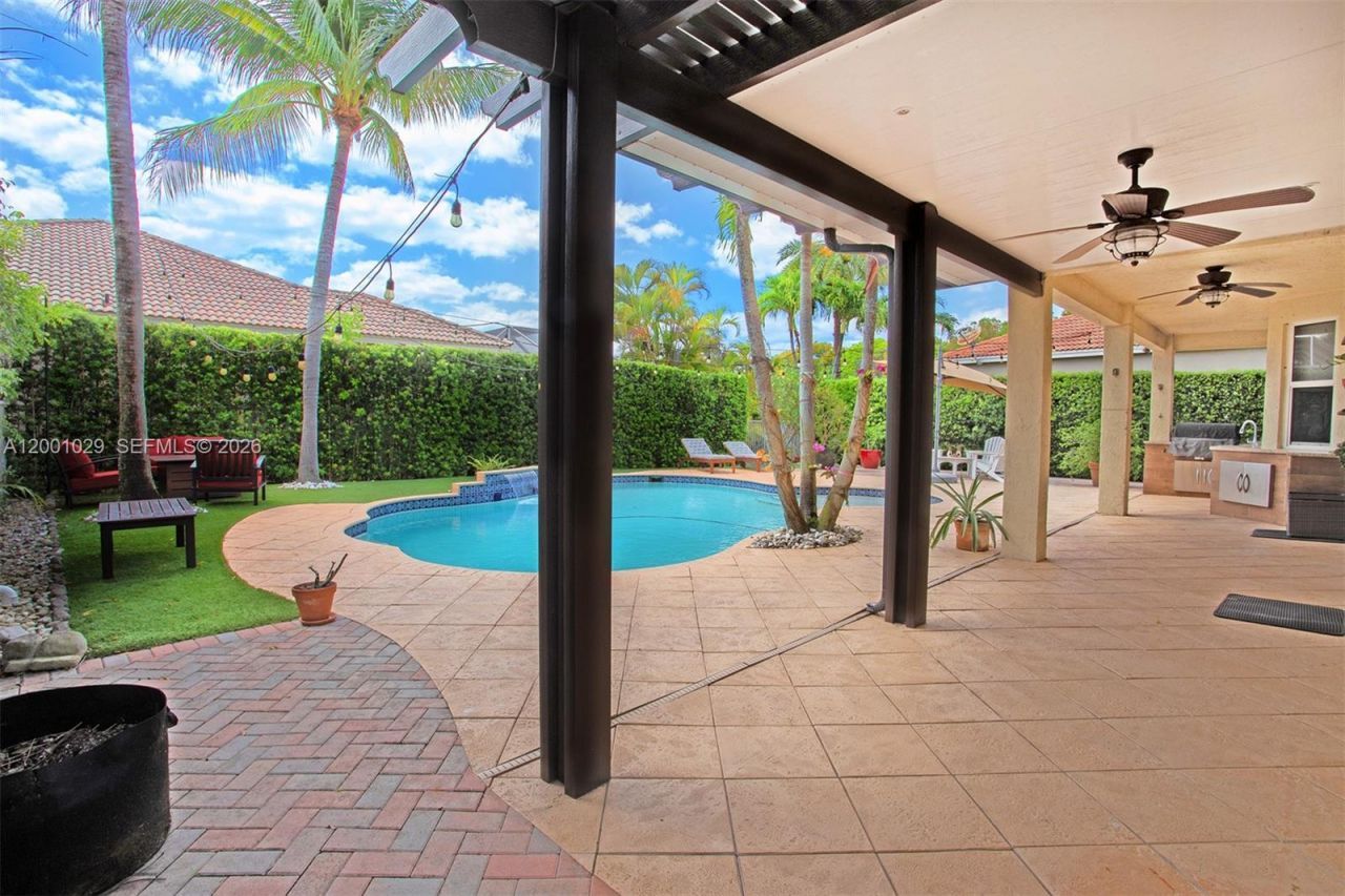 4467 Fox Glove Ln, Weston, FL 33331 Photo