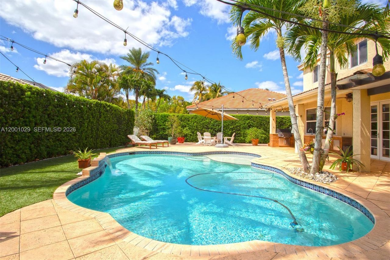 4467 Fox Glove Ln, Weston, FL 33331 Photo