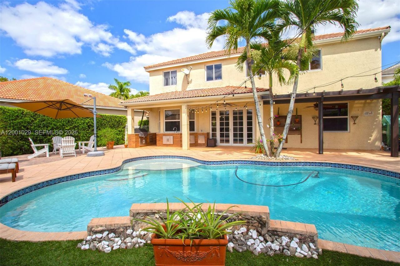 4467 Fox Glove Ln, Weston, FL 33331 Photo