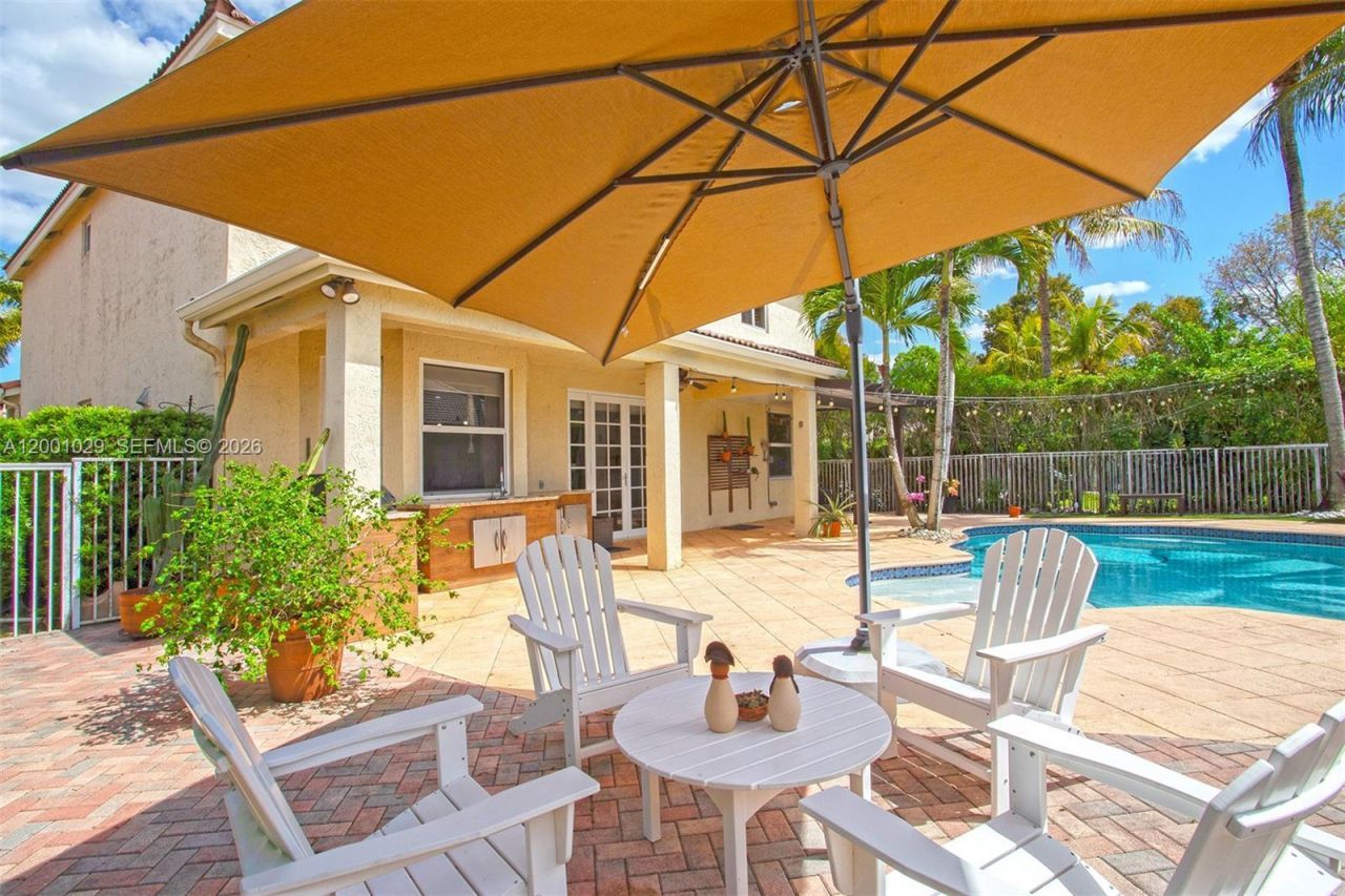 4467 Fox Glove Ln, Weston, FL 33331 Photo
