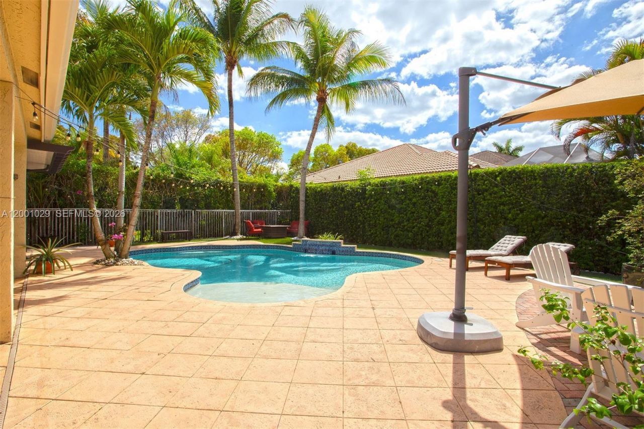 4467 Fox Glove Ln, Weston, FL 33331 Photo