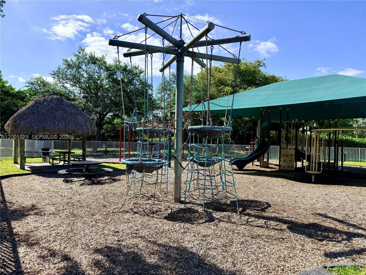 4467 Fox Glove Ln, Weston, FL 33331 Photo