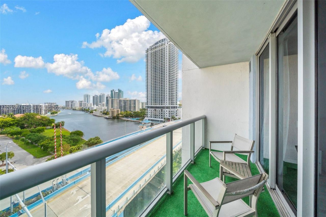 2602 E Hallandale Beach Blvd , Unit R1104, Hallandale Beach, FL 33009 Photo