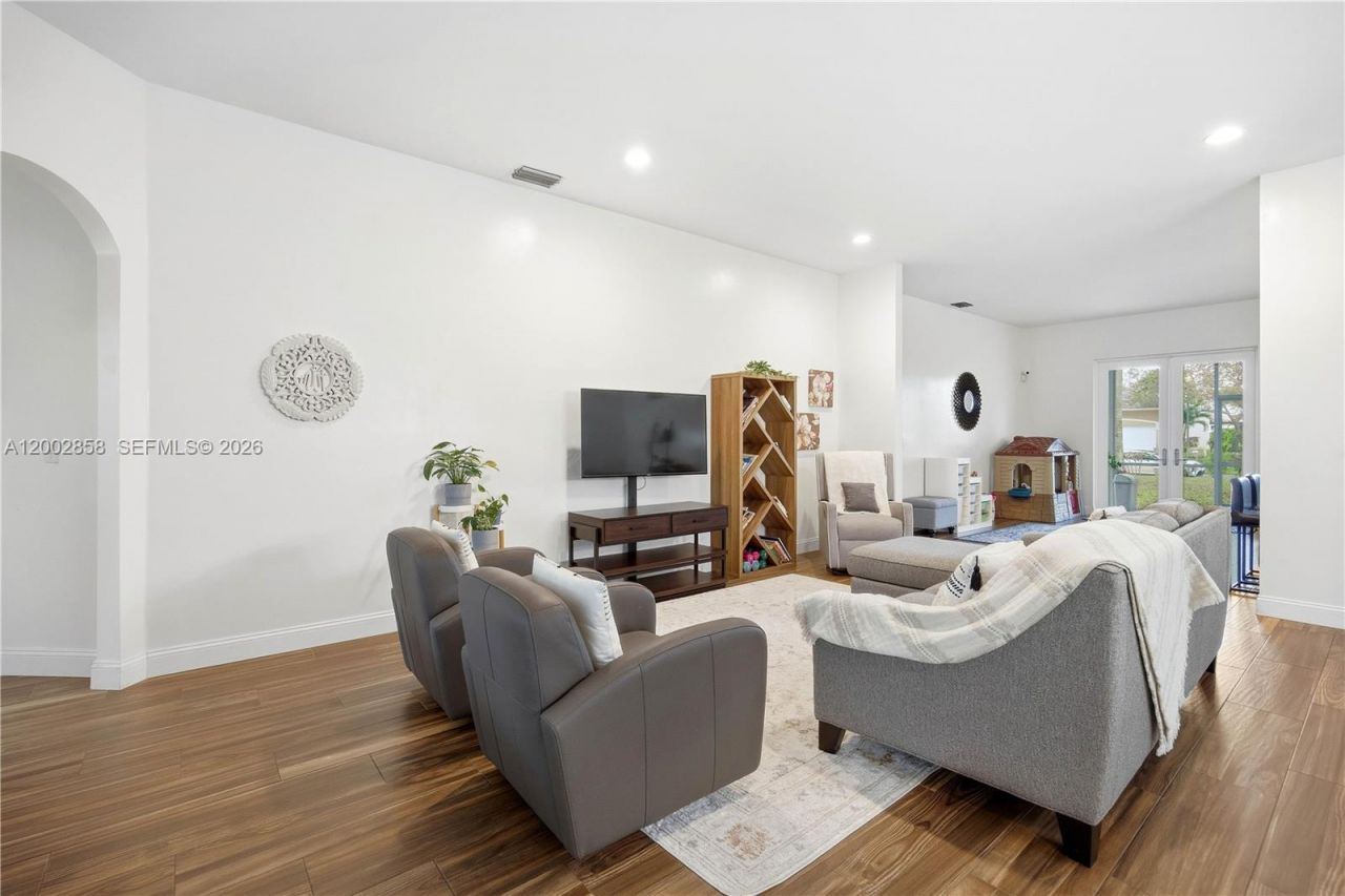 2615 SE 5th Ct , Homestead, FL 33033 Photo