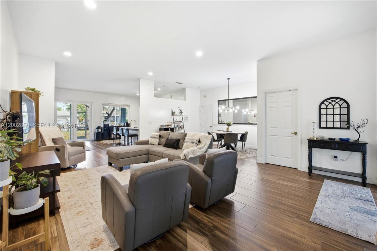 2615 SE 5th Ct , Homestead, FL 33033 Photo