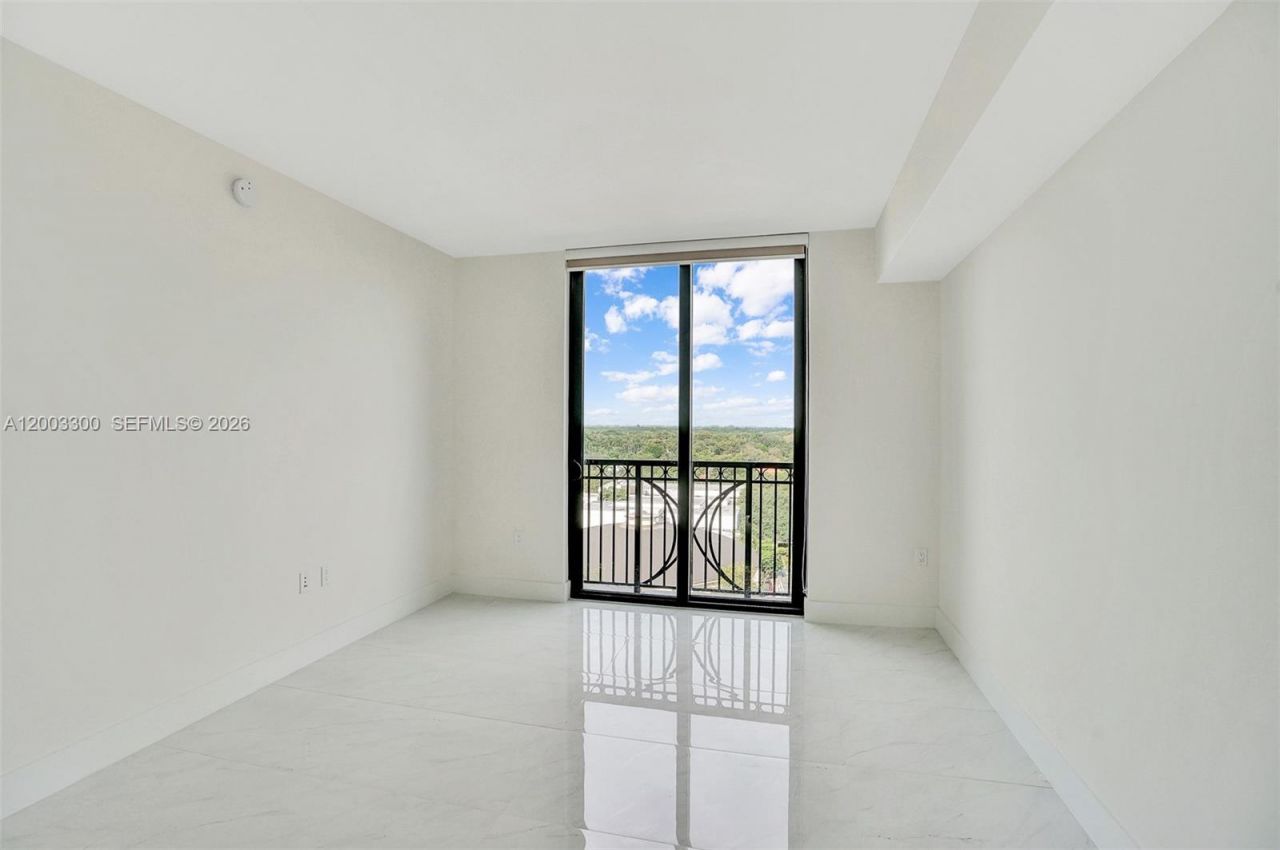 301 Altara Ave, Unit 821, Coral Gables, FL 33146 Photo