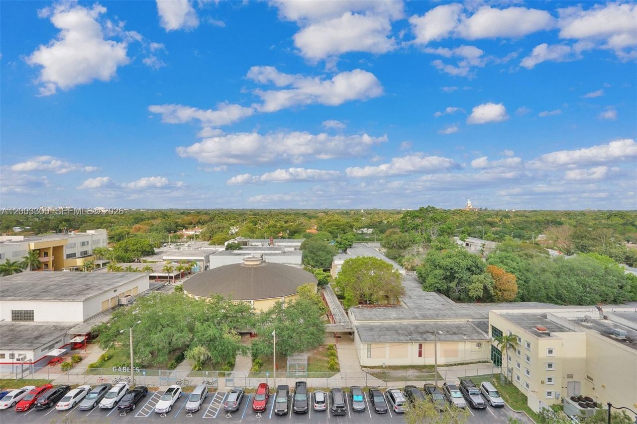 301 Altara Ave, Unit 821, Coral Gables, FL 33146 Photo