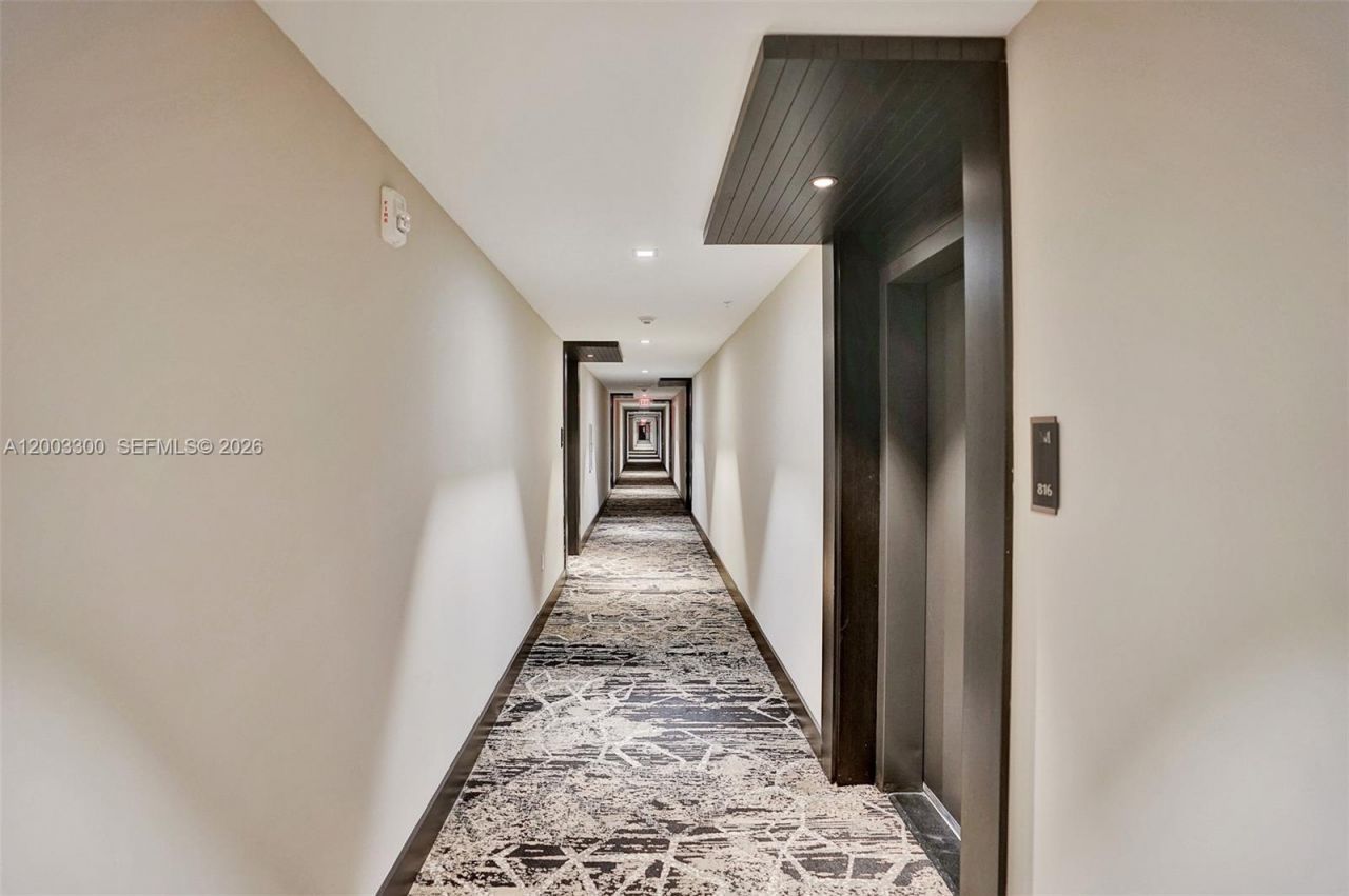 301 Altara Ave, Unit 821, Coral Gables, FL 33146 Photo