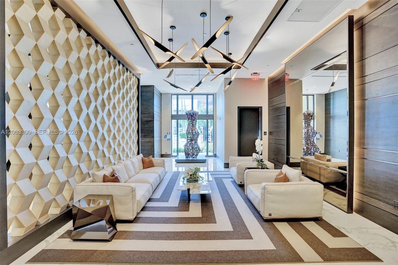 301 Altara Ave, Unit 821, Coral Gables, FL 33146 Photo