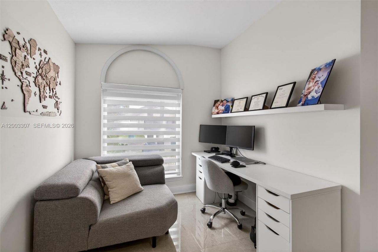 31 E Bentwater Cir, Boynton Beach, FL 33426 Photo