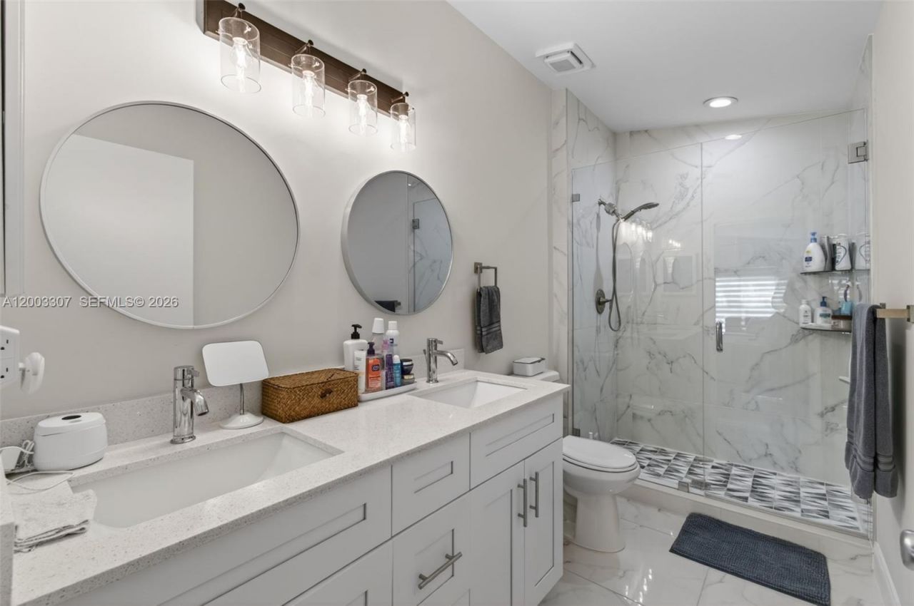 31 E Bentwater Cir, Boynton Beach, FL 33426 Photo