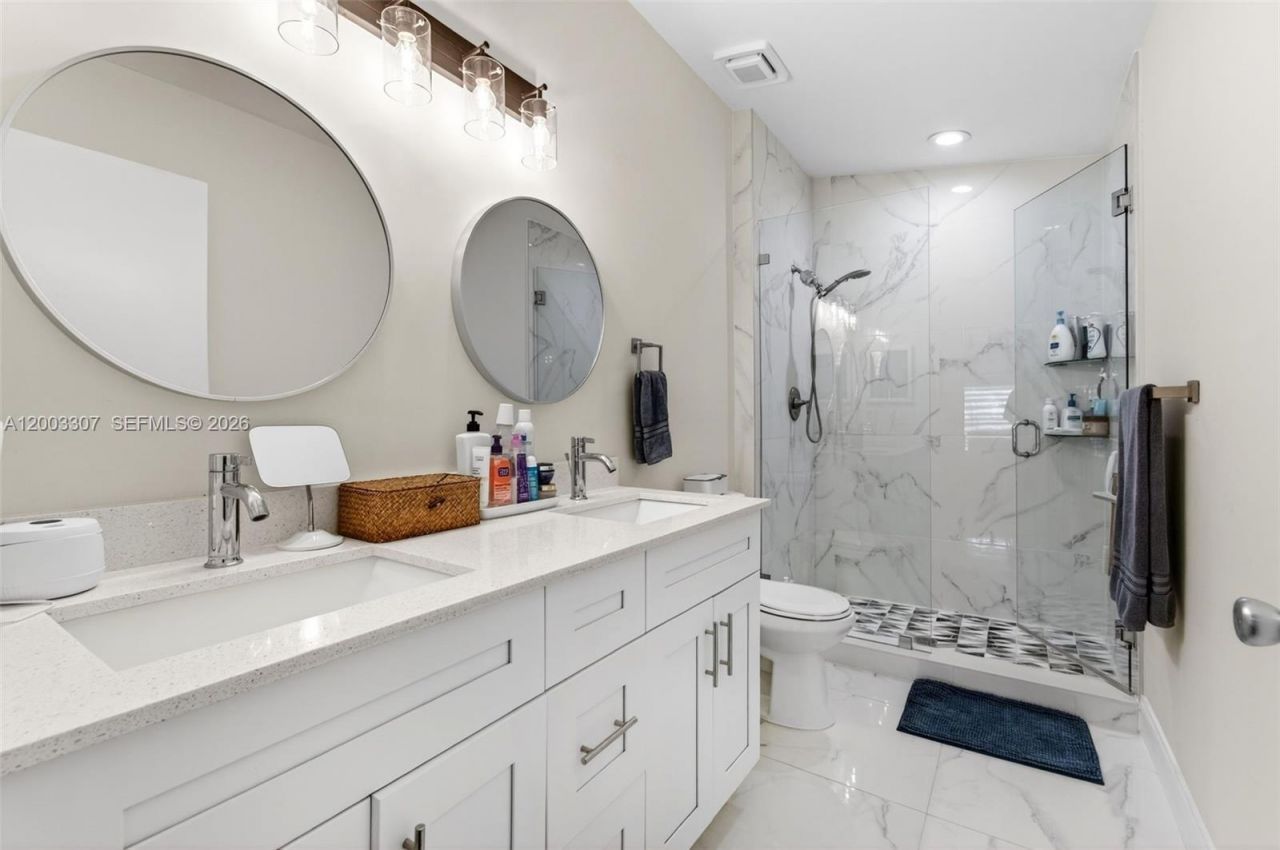 31 E Bentwater Cir, Boynton Beach, FL 33426 Photo