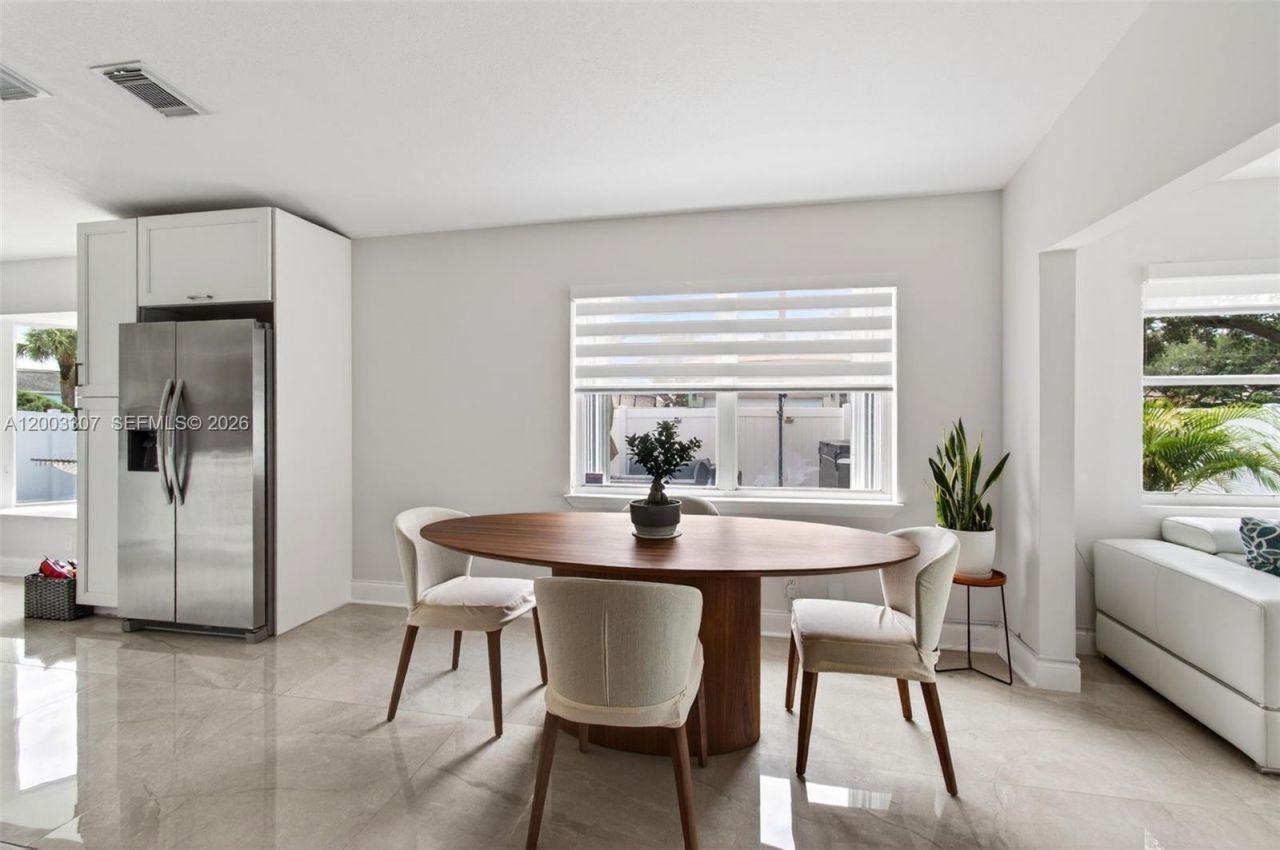 31 E Bentwater Cir, Boynton Beach, FL 33426 Photo