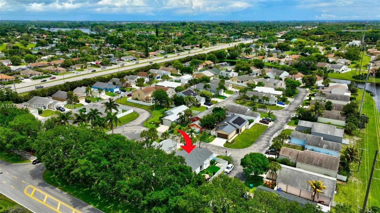 31 E Bentwater Cir, Boynton Beach, FL 33426 Photo