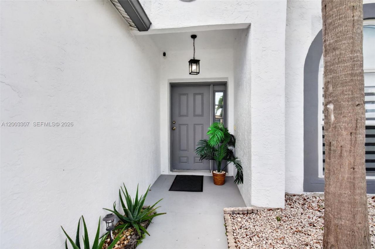 31 E Bentwater Cir, Boynton Beach, FL 33426 Photo