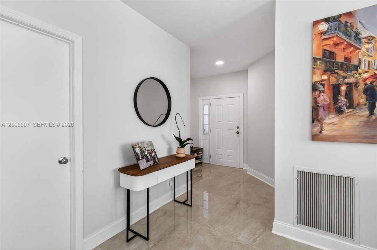 31 E Bentwater Cir, Boynton Beach, FL 33426 Photo