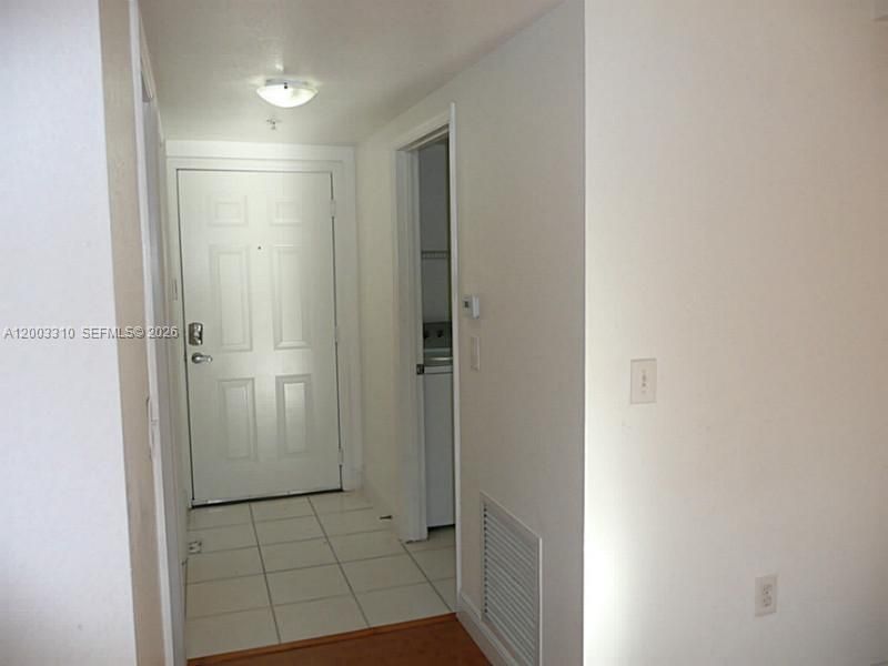 2586 Centergate Dr, Unit 207, Miramar, FL 33025 Photo