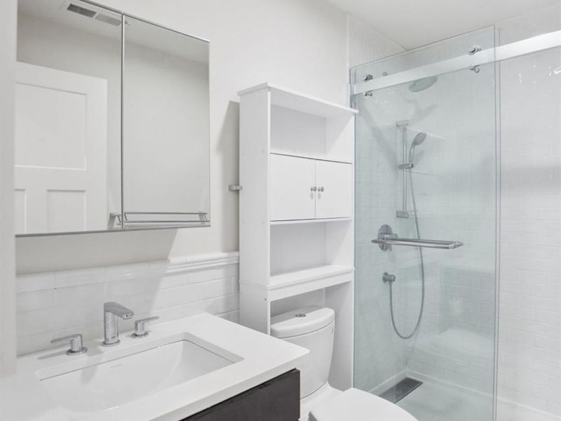 433 Clark Street, Unit B, Cincinnati, OH 45203 Photo 15