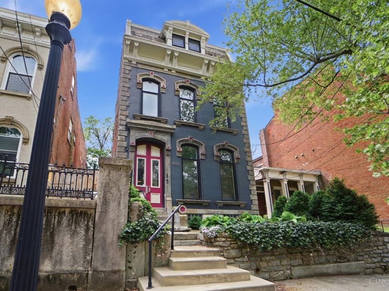 433 Clark Street, Unit B, Cincinnati, OH 45203 Photo 2