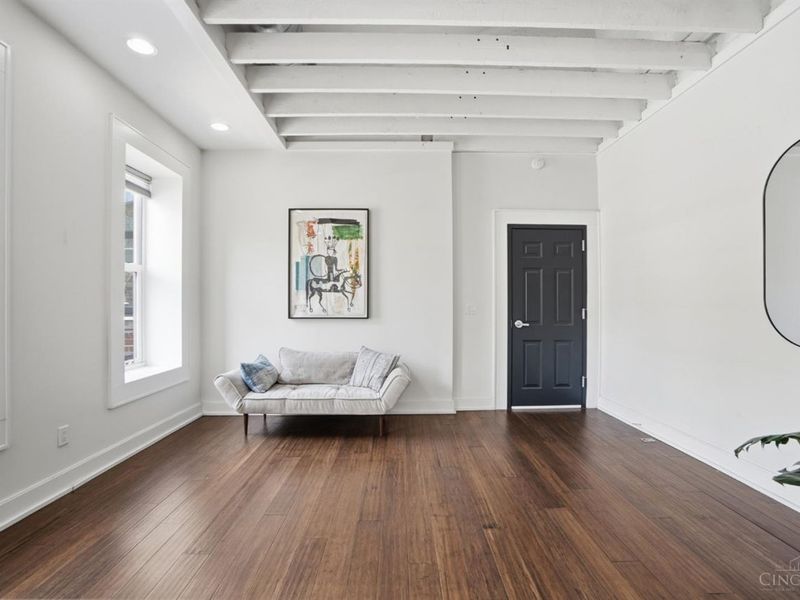 433 Clark Street, Unit B, Cincinnati, OH 45203 Photo 6