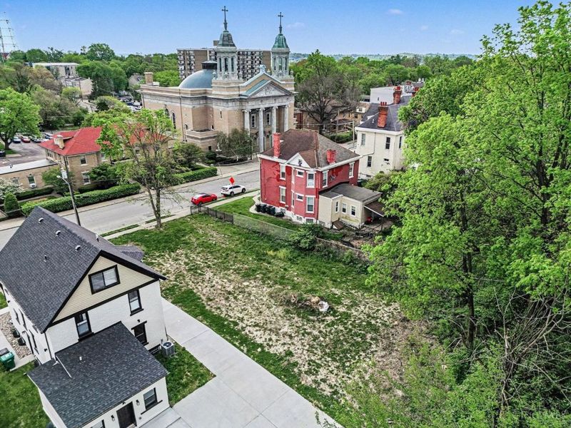 815 Hawthorne Avenue, Cincinnati, OH 45205 Photo 6