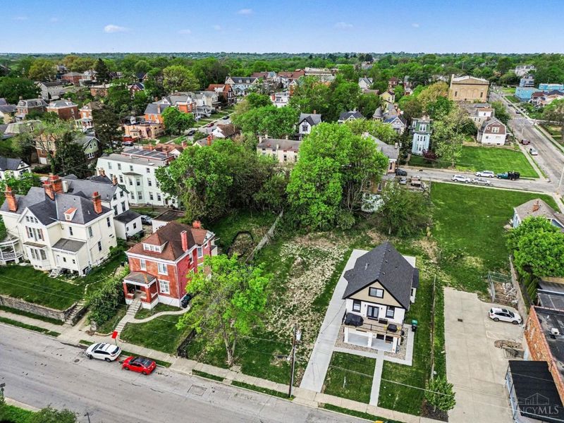 815 Hawthorne Avenue, Cincinnati, OH 45205 Photo 9