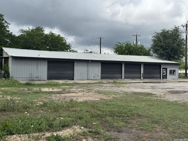 11211 S US Highway 181, San Antonio, TX 78223