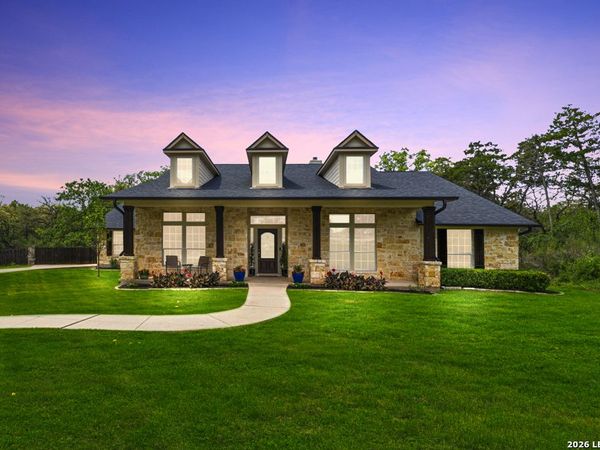 142 Carriage Ct, Bastrop, TX 78602