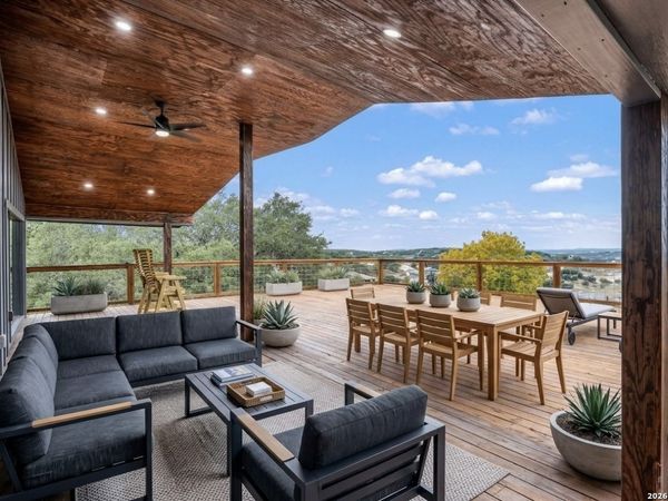 519 GLENN DR, Canyon Lake, TX 78133