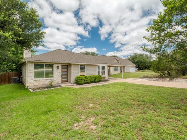 10114 THOMAS LN, Dripping Springs, TX 78620