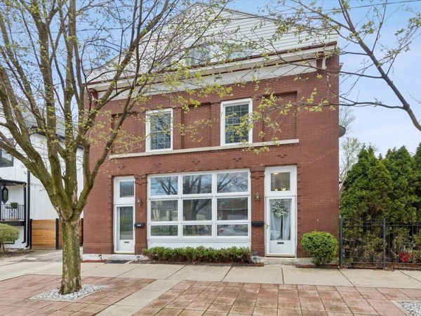 4217 W Grace Street , Chicago, IL 60641