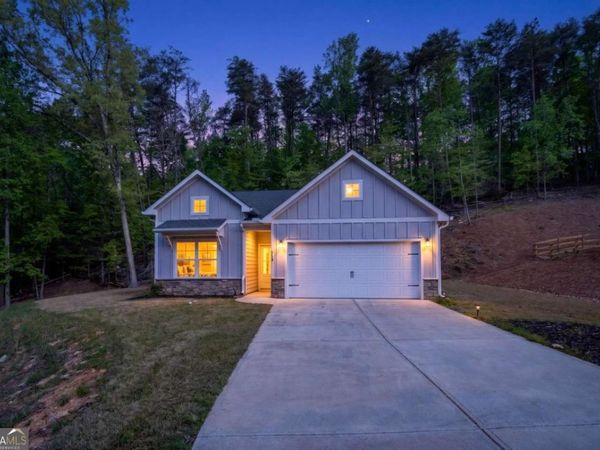 118 Cherokee Drive, Waleska, GA 30183