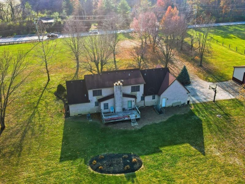 2392 London Groveport Road, Grove City, OH 43123 Photo 6