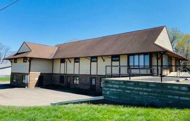 617 Brookhill Lane, Unit 300, Circleville, OH 43113 Main Photo