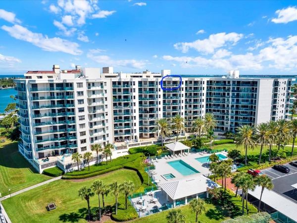 670 ISLAND WAY , Unit 1006, CLEARWATER BEACH, FL 33767