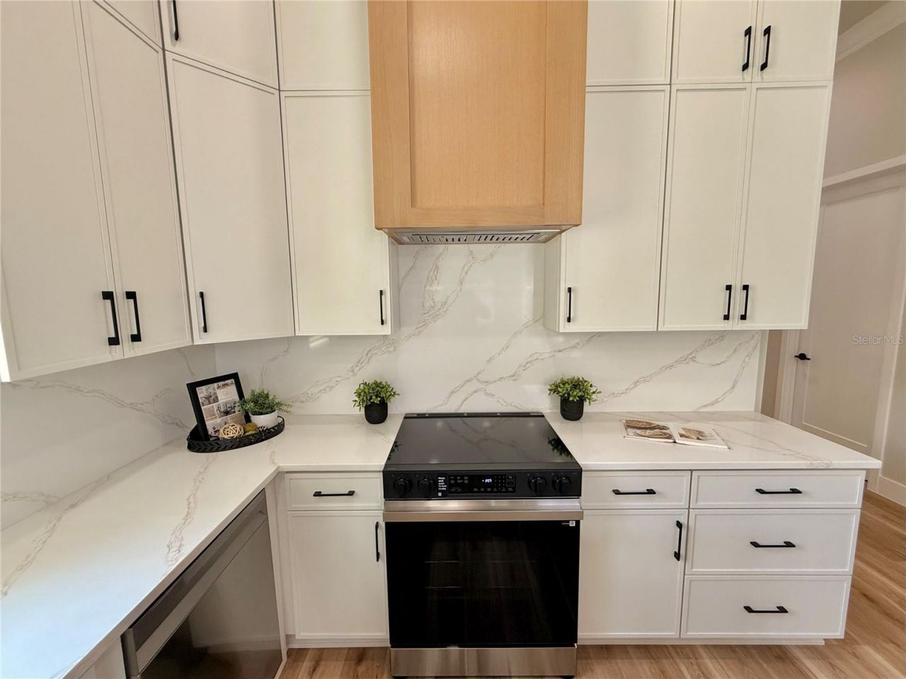 5637 Marinell Drive, Orlando, FL 32809 Photo