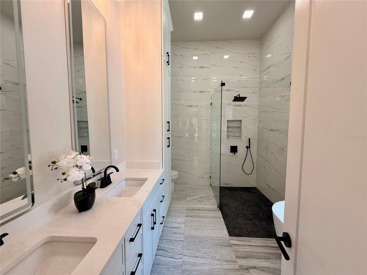 5637 Marinell Drive, Orlando, FL 32809 Photo