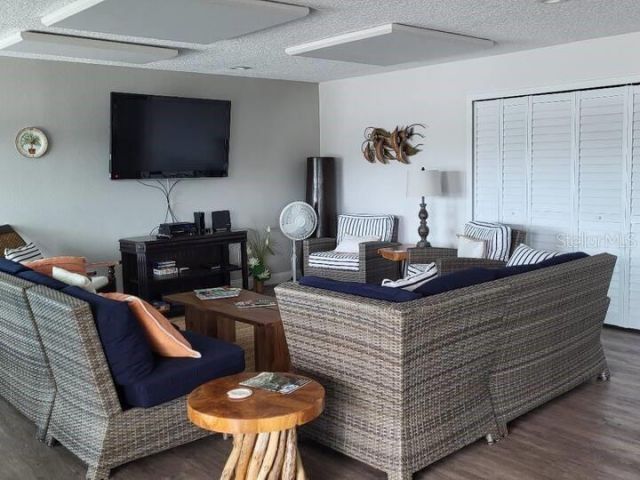325 N Causeway, Unit D104, New Smyrna Beach, FL 32169 Photo