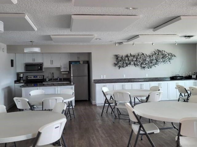 325 N Causeway, Unit D104, New Smyrna Beach, FL 32169 Photo