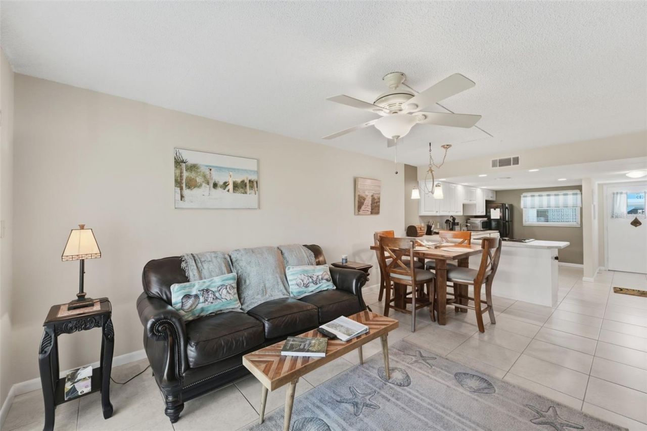 325 N Causeway, Unit D104, New Smyrna Beach, FL 32169 Photo