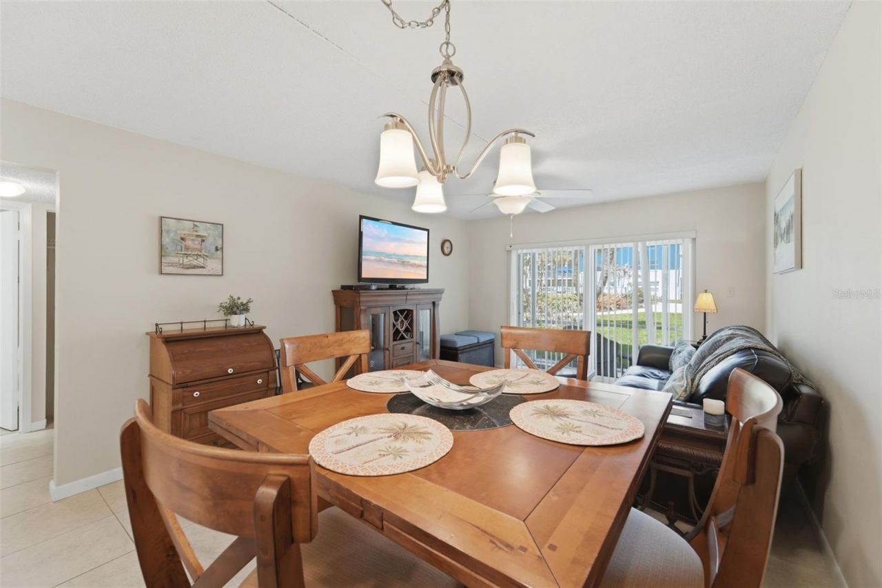 325 N Causeway, Unit D104, New Smyrna Beach, FL 32169 Photo