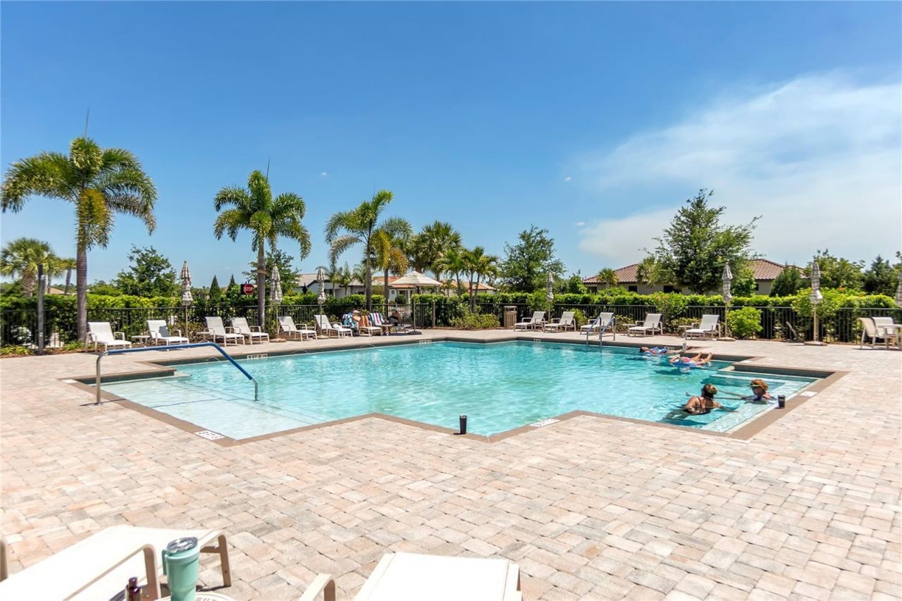 7660 Summerland Cove , Bradenton, FL 34202 Photo