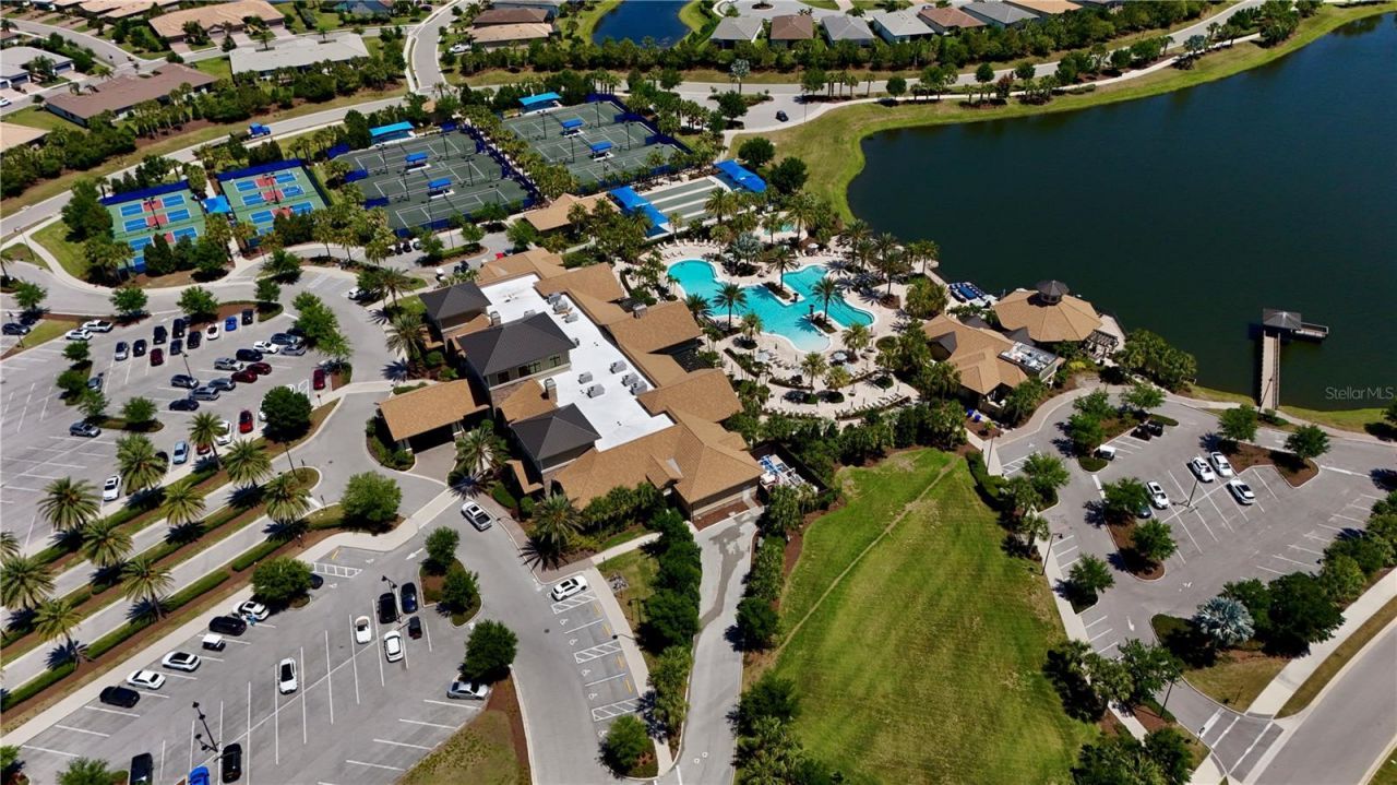 7660 Summerland Cove , Bradenton, FL 34202 Photo