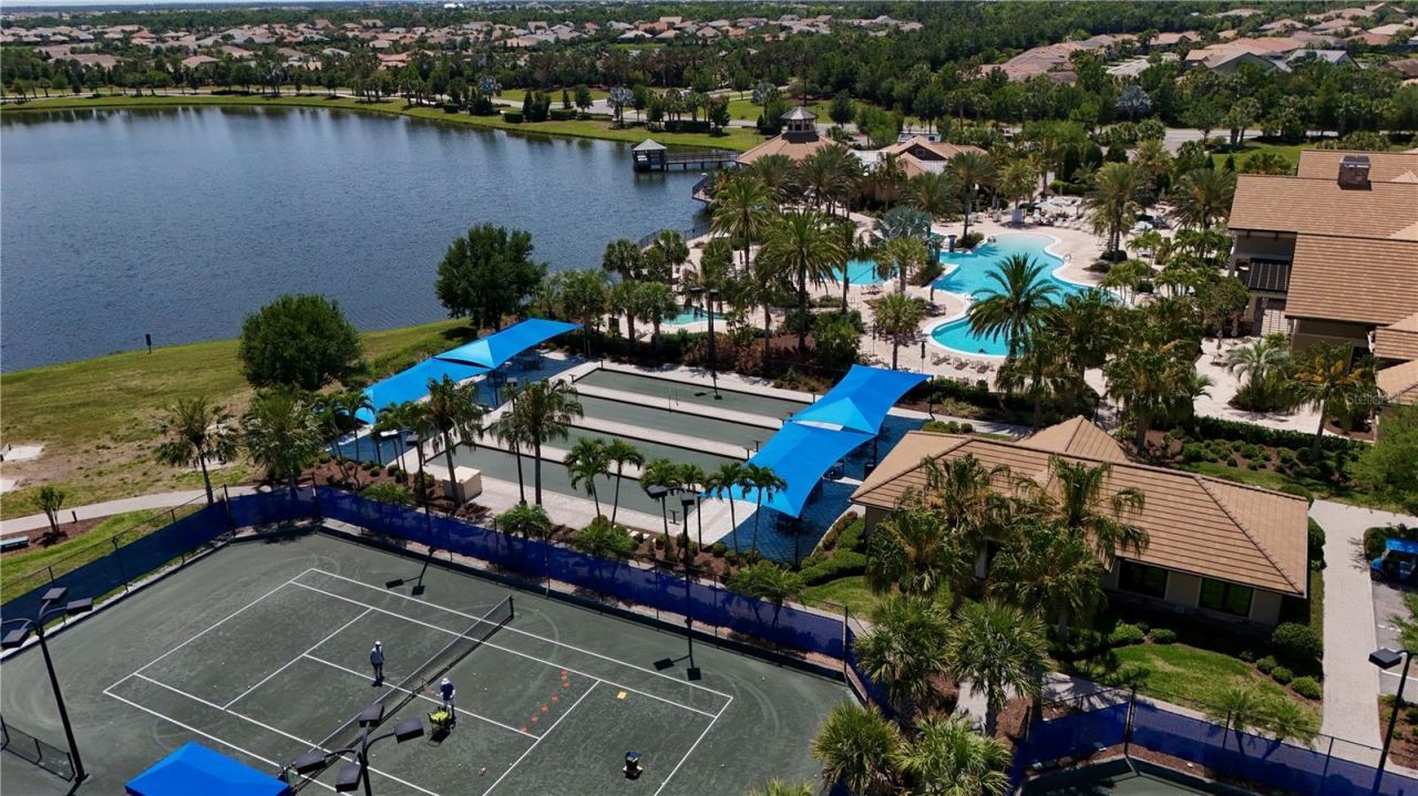 7660 Summerland Cove , Bradenton, FL 34202 Photo
