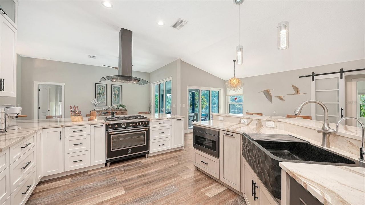 4170 Hearthstone Drive , Sarasota, FL 34238 Photo