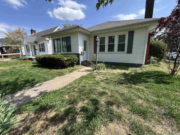 1303 N Upper 11th Street, Vincennes, IN 47591